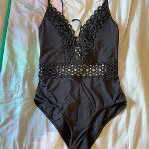BECCA | One Piece Open Back Swimsuit
